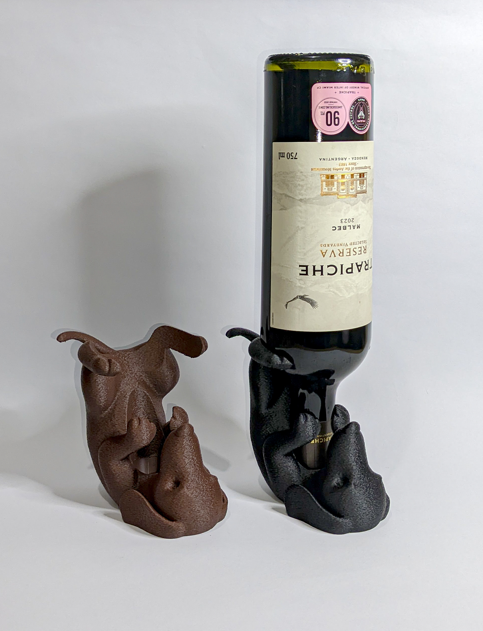 Soporte de vino con forma de perrito