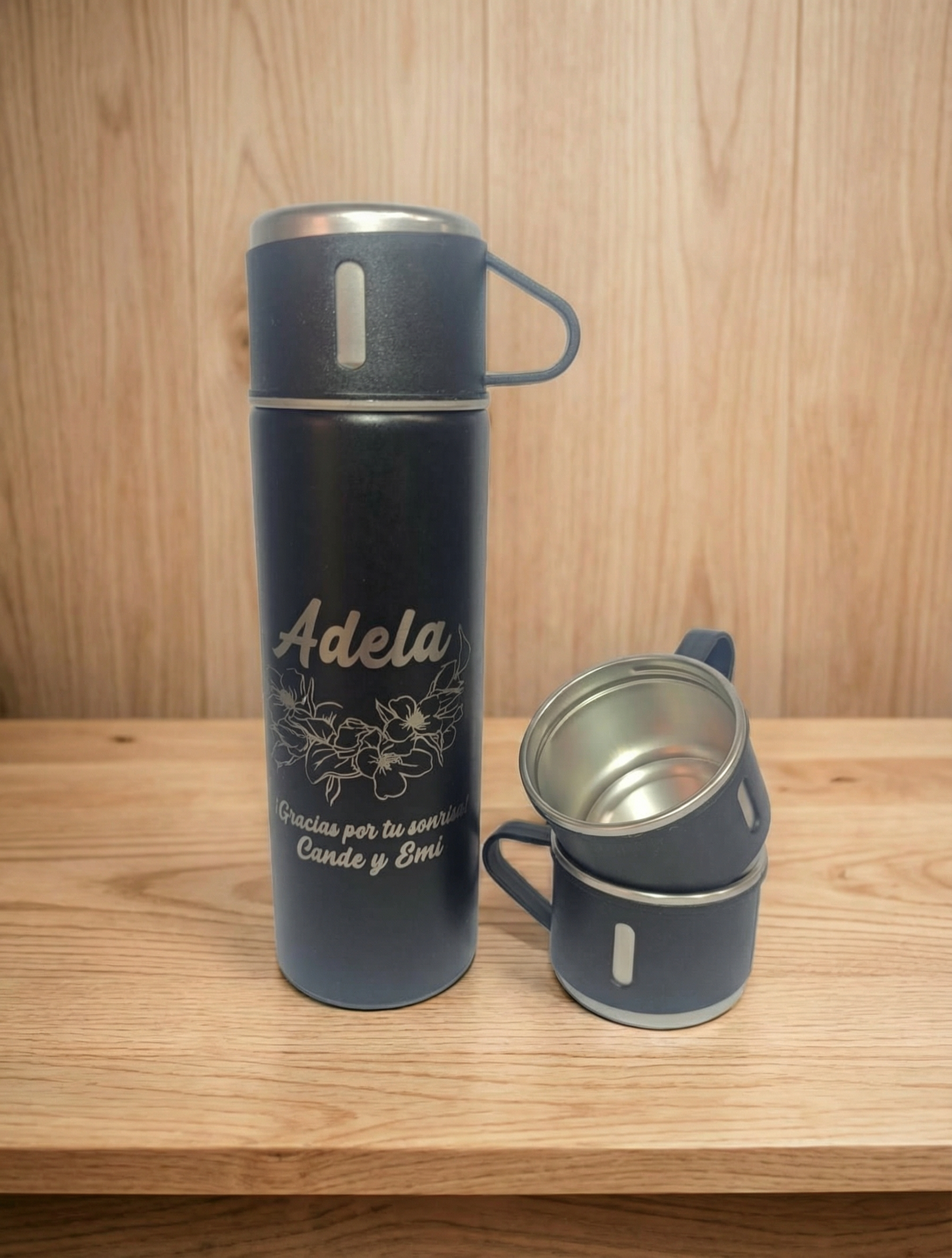 Termo de Acero Inoxidable Personalizado con Grabado Láser + 3 Tazas Incluidas ☕
