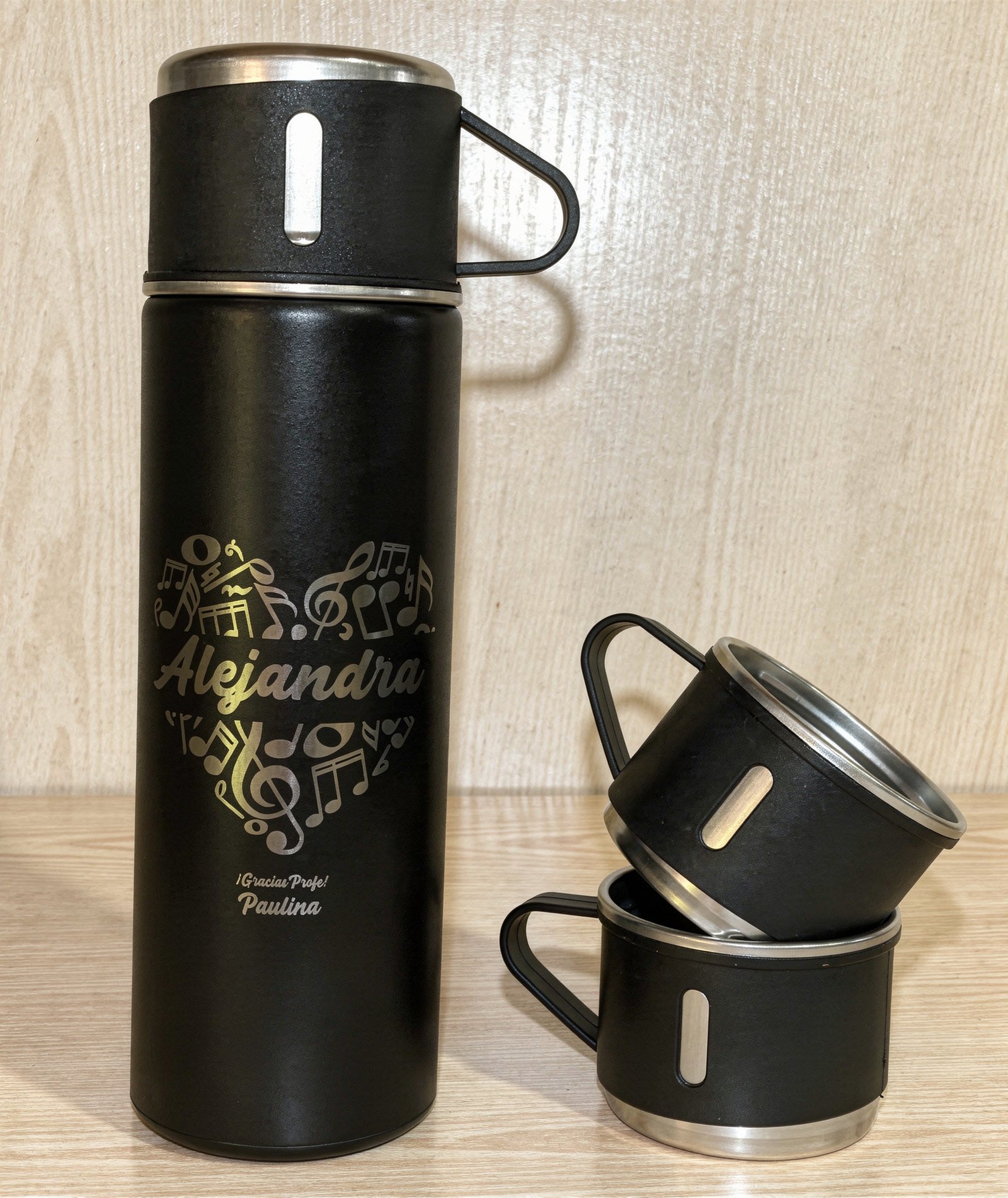 Termo de Acero Inoxidable Personalizado con Grabado Láser + 3 Tazas Incluidas ☕